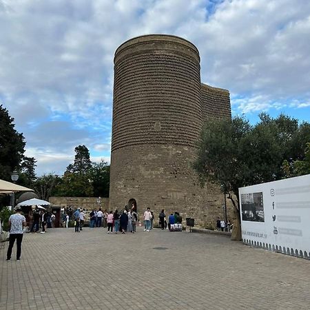 Hellobaku Apartment In Old City Bagian luar foto