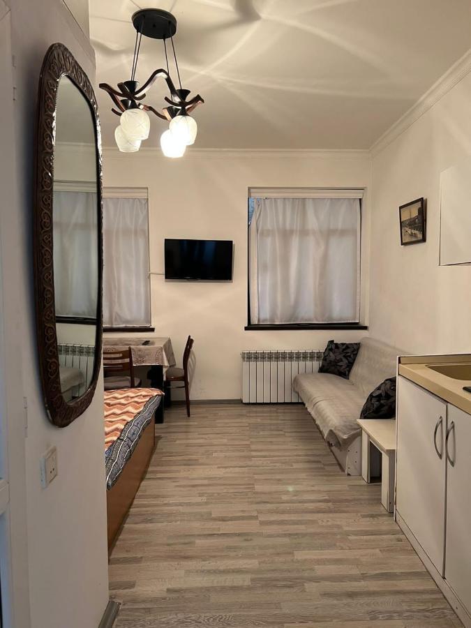 Hellobaku Apartment In Old City Bagian luar foto