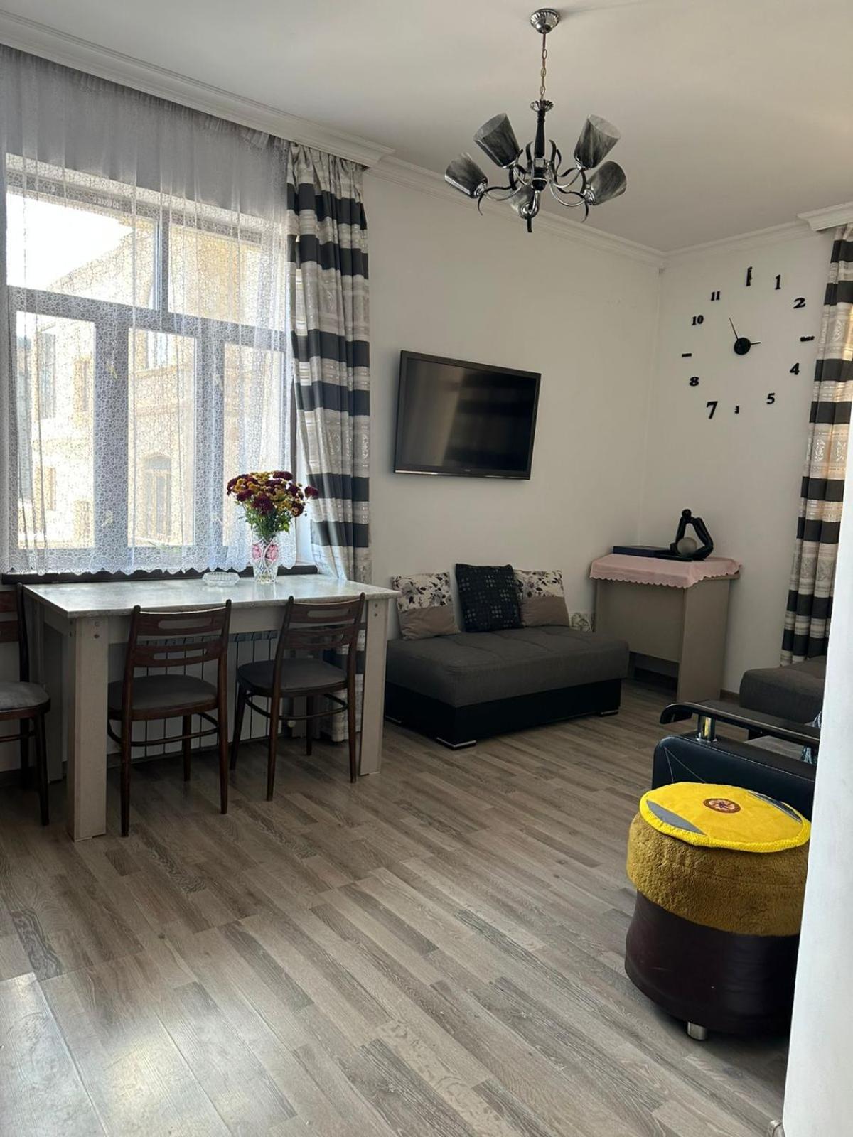 Hellobaku Apartment In Old City Bagian luar foto