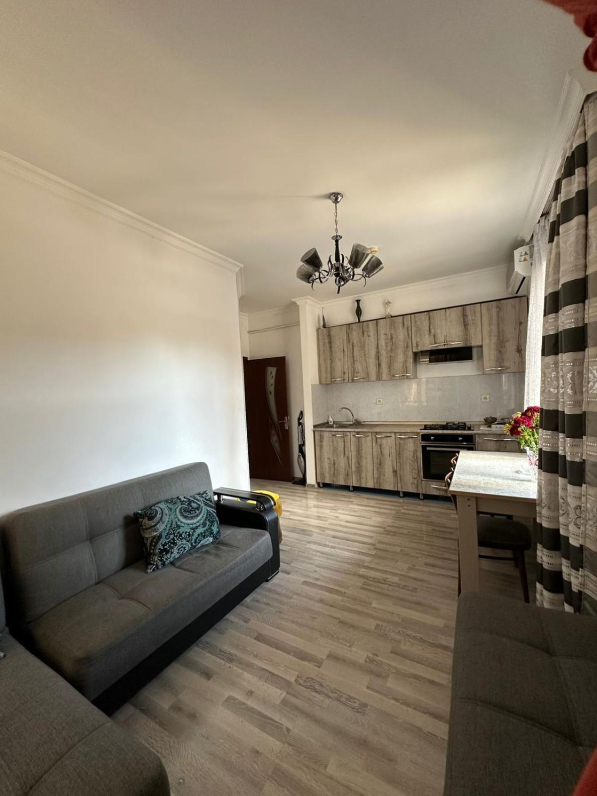 Hellobaku Apartment In Old City Bagian luar foto